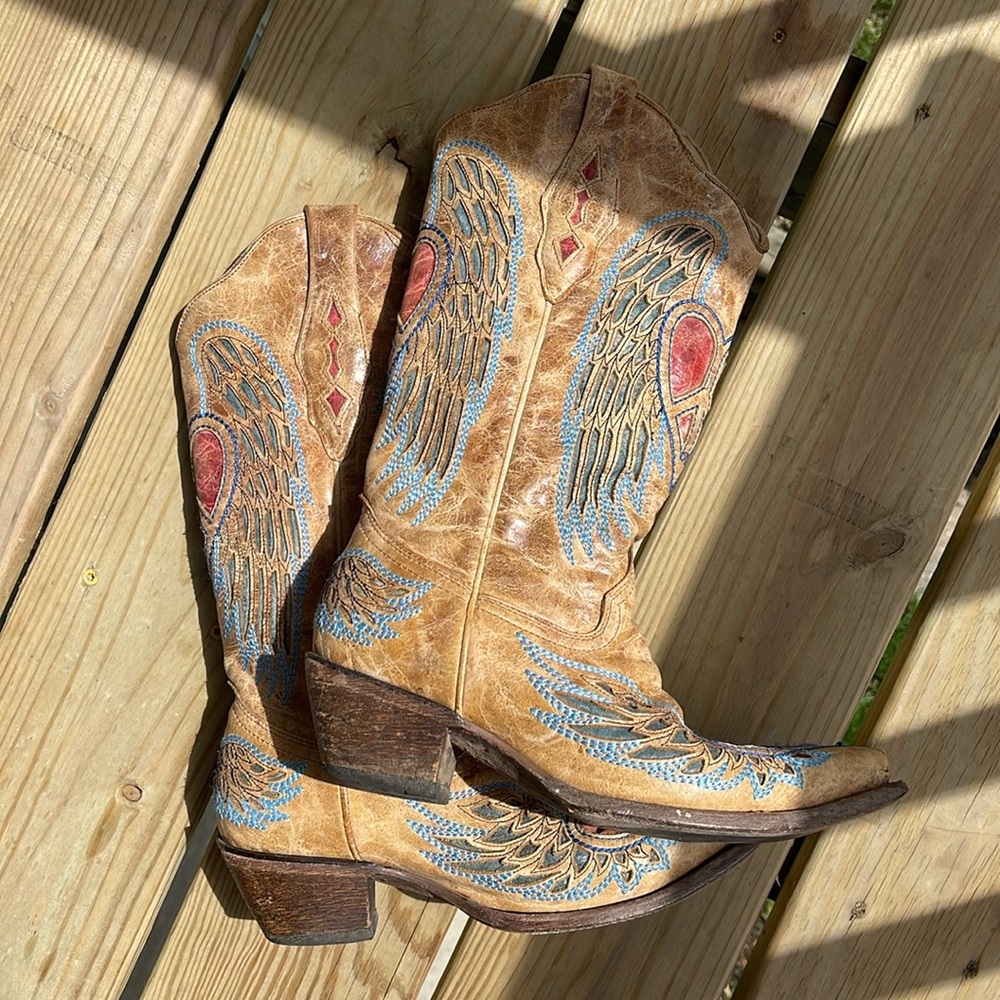 Iconic Corral A1976 Ladies  Angel heart Western Boot